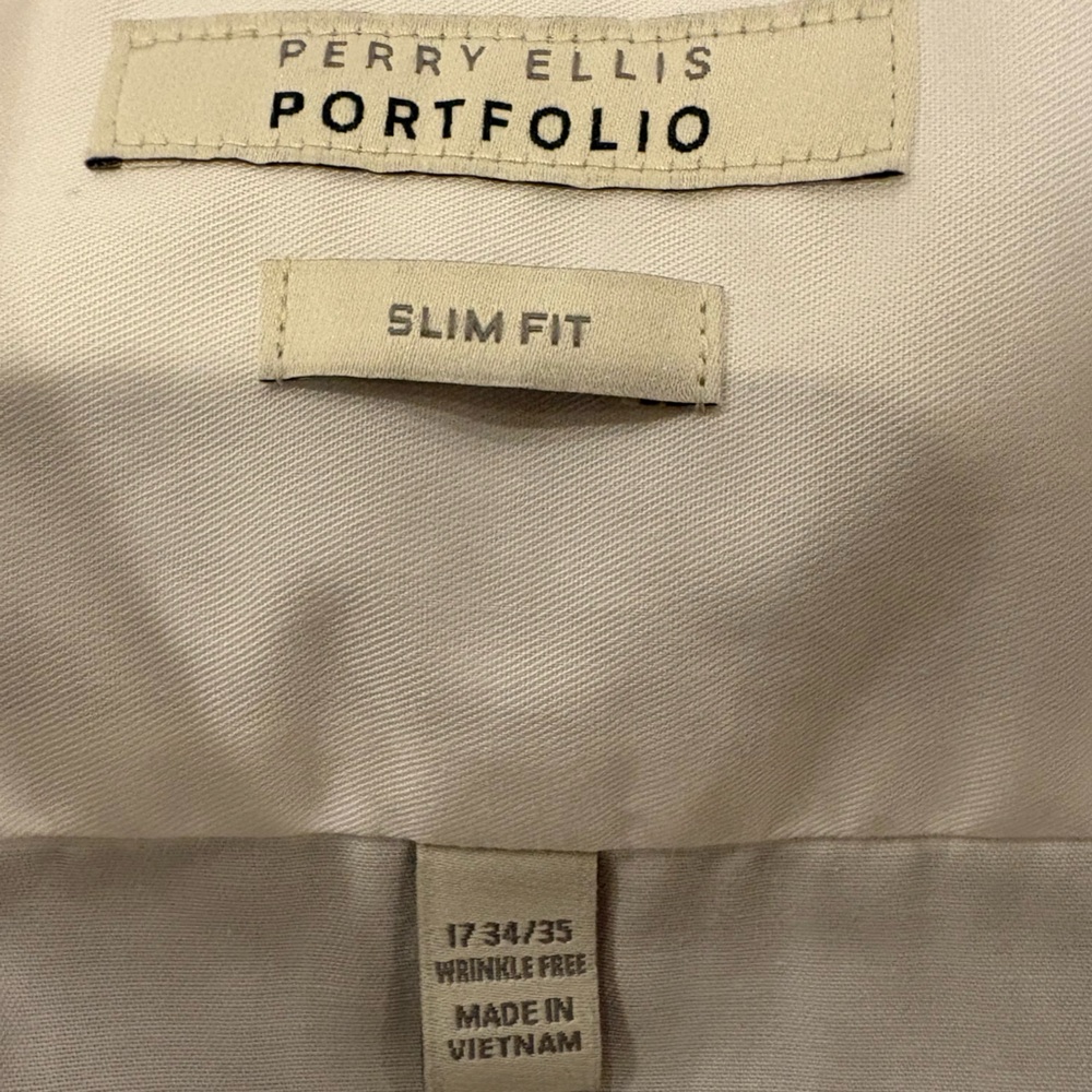 Perry Ellis Crisp White Dress Shirt - Picture 3 of 4